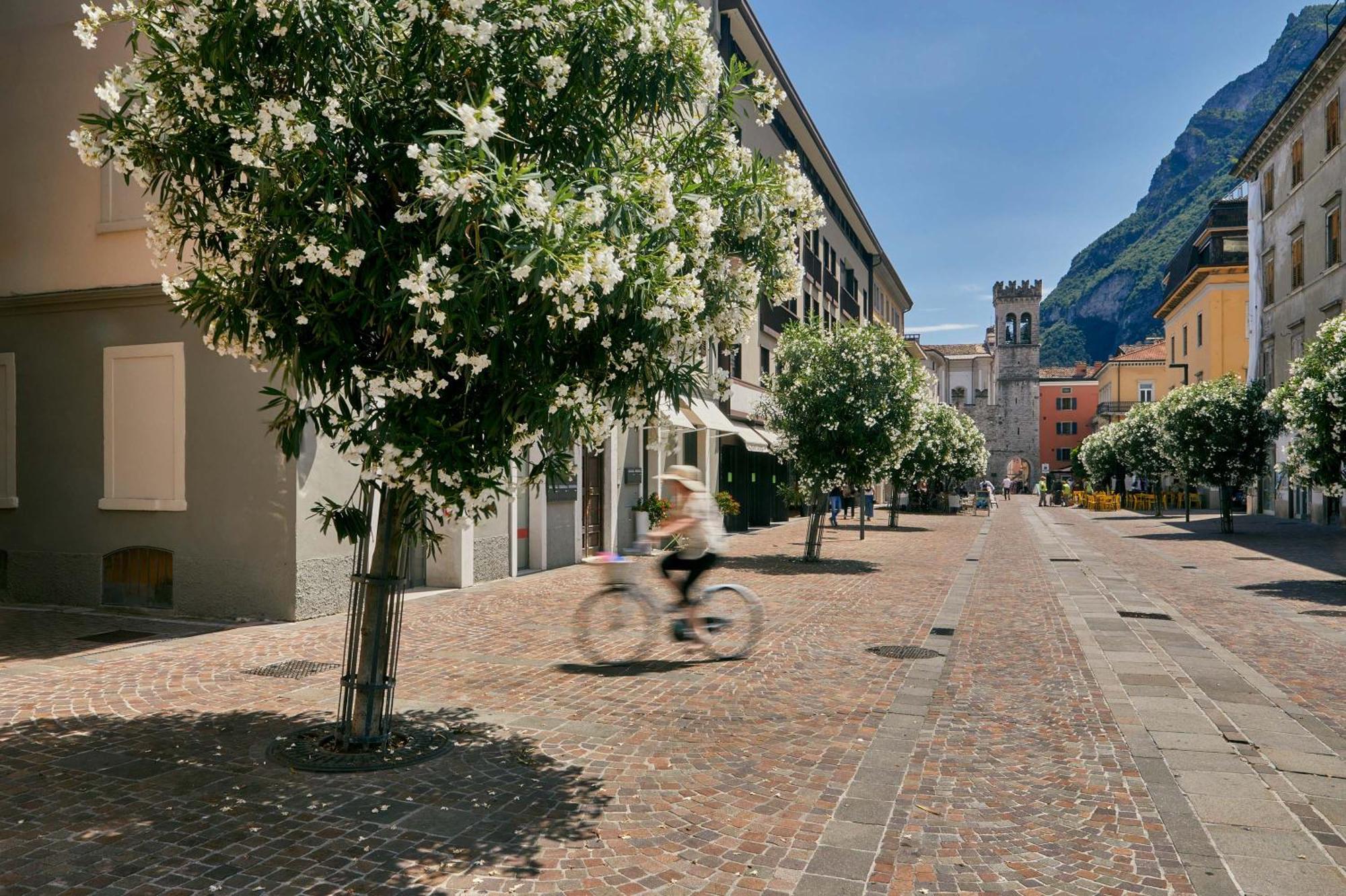 Bella Villa Apartments Riva del Garda Dış mekan fotoğraf
