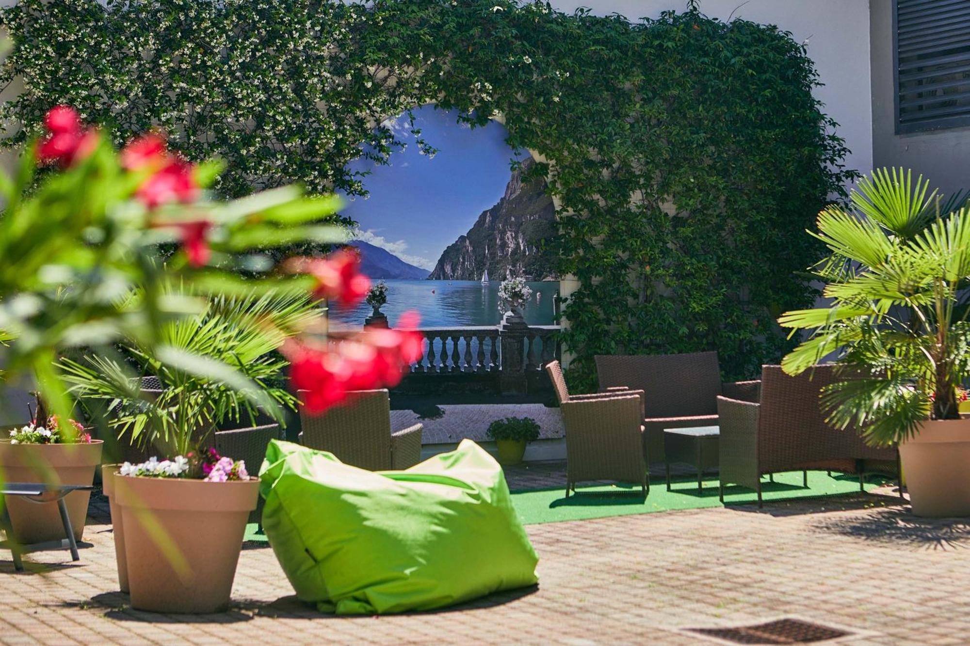 Bella Villa Apartments Riva del Garda Dış mekan fotoğraf