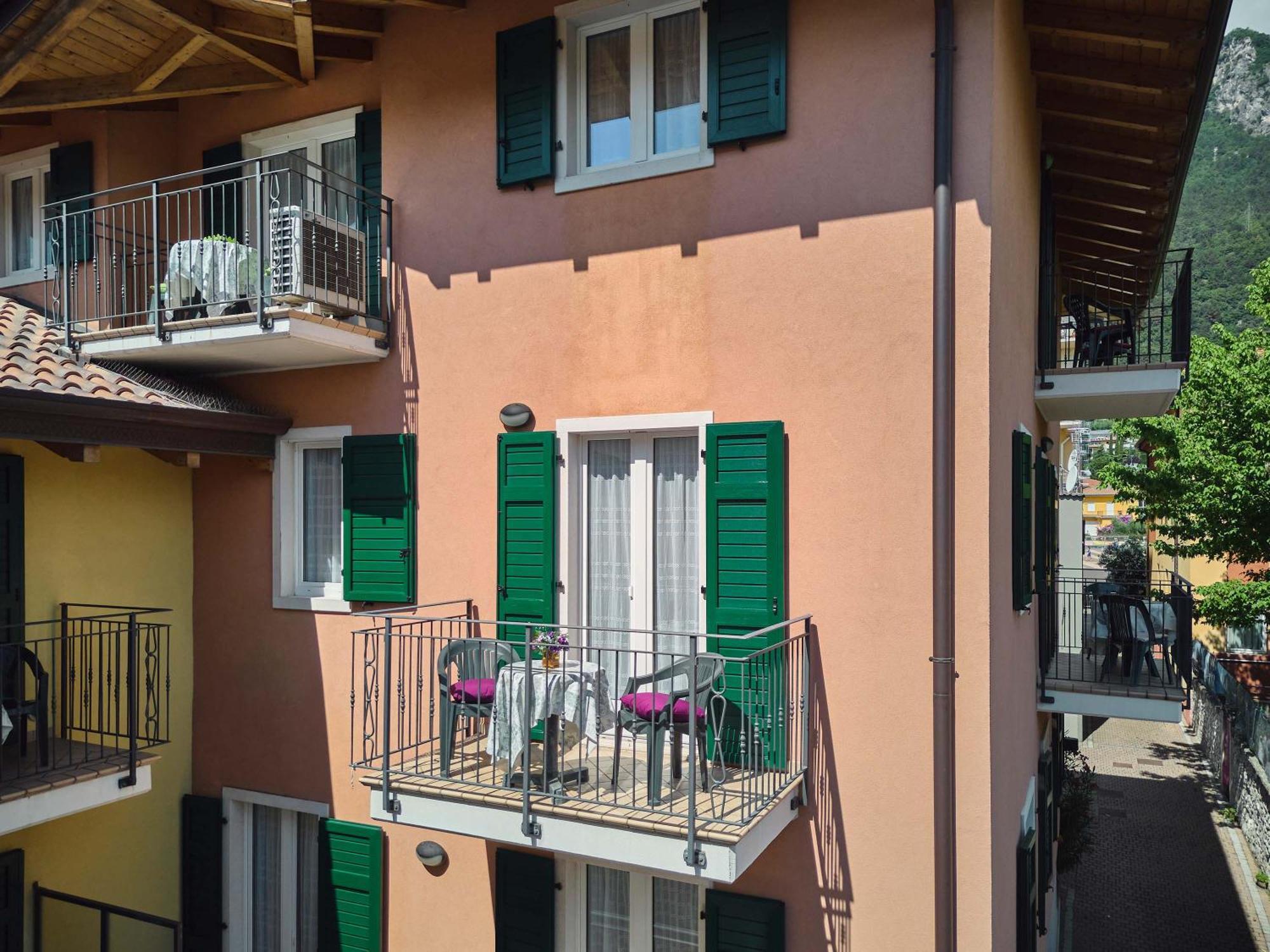 Bella Villa Apartments Riva del Garda Dış mekan fotoğraf